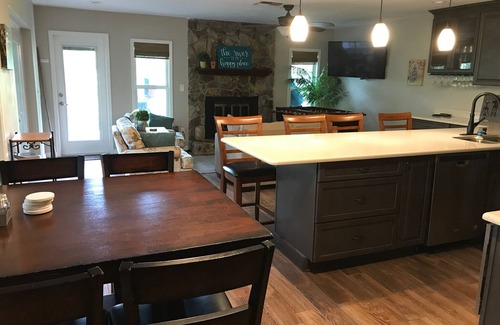 Dunnellon House | Discover Tranquility at Palm Waters Riverhouse Retreat