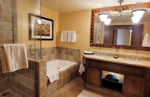 Troon North Resort | Explore Four Seasons Troon North: Pool, Spa & Ocean View
