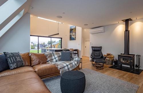 National Park Village House | Discover Findlay Chalet - Family-Friendly Park Retreat