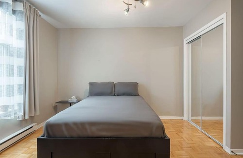 Gay Village Apartment | Prime Downtown Location - 1-Bedroom Apartment in MTL