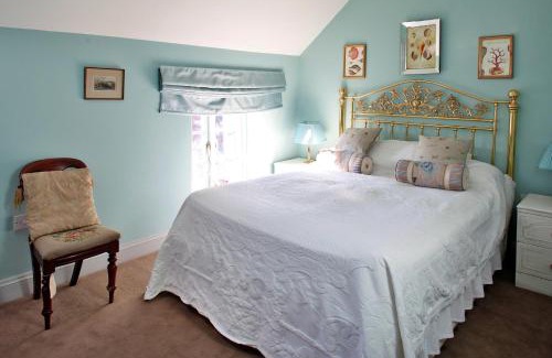 Breedon on the Hill House | Charming No 3 Meynell Mews: Ideal for Families & Pets