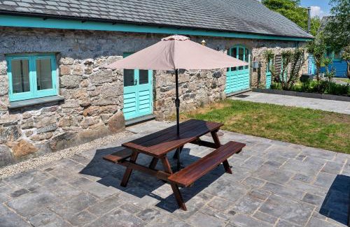 Saint Columb Major House | Guest Rated 10/10: Sweetpea Barn - Family & Pet Friendly