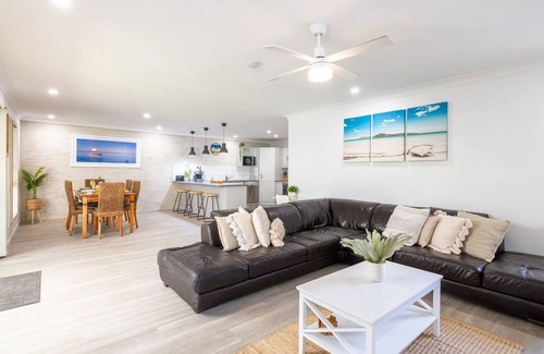 Fingal Bay House | Fingal on Whitesands: Ground-Level Comfort with Ocean Views