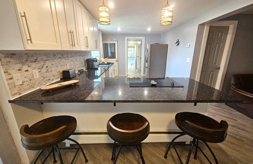 Town of Owasco House | Finger Lakes Retreat - Owasco Lake