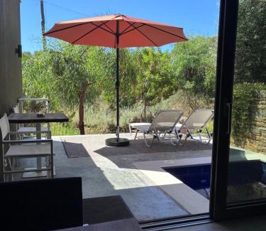 Foiniki House | Top-Rated FinIQ Boutiq Studios with Ocean View