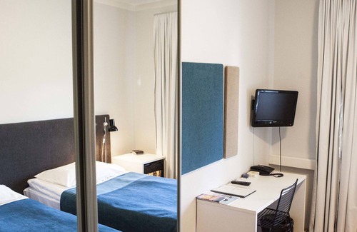 Keskinen District Hotel | Discover Finlandia Park Hotel Helsinki: Family-Friendly & Spa