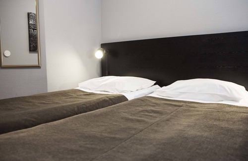 Keskinen District Hotel | Discover Finlandia Park Hotel Helsinki: Family-Friendly & Spa