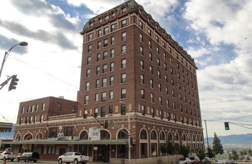 Butte Hotel | Welcoming Finlen Hotel and Motor Inn: Family-Friendly Stay