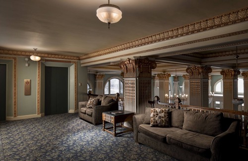 Butte Hotel | Discover Finlen Hotel and Motor Inn: Accessible Family Retreat