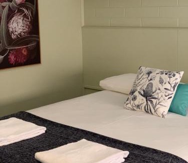 Finley Hotel | Pet-Friendly Finley Country Club Hotel with Breakfast Included