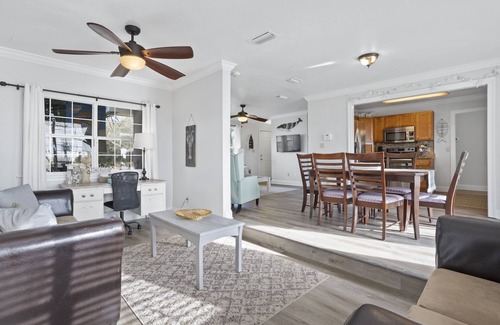 Gulfport House | Finley House: Gorgeous Gulf View & Family-Friendly Amenities