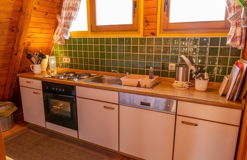 Kroeslin House | Cozy Finnhütten in Freest - Ideal for Ocean View Getaways