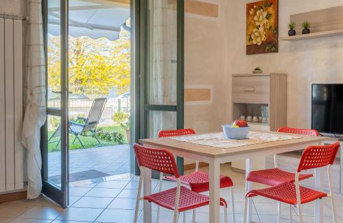 Sulzano Apartment | Relax at Fior Di Loto: Oceanfront Pool with Family Appeal