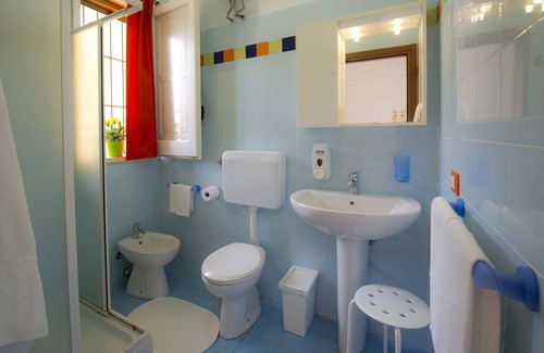 Caucana-finaiti-casuzze-finaiti Nord Bed & Breakfast | Top-Rated Fiori Gialli Caucana: Family-Friendly Retreat