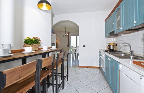 Colico House | Fiorita 4V: Family-Friendly Retreat with Pool in Colico