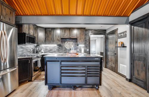 Zimmerman House | Tranquil Lakefront Cabin in Zimmerman with Hot Tub Access