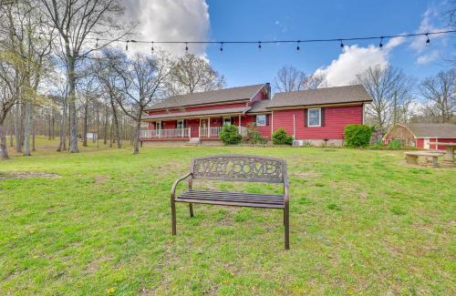 Trenton House | Fire Pit and Game Room Lakefront Escape in Trenton!