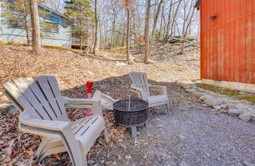 Bushkill House | Guest Rated 10/10 Poconos Retreat with Pool & Fire Pit