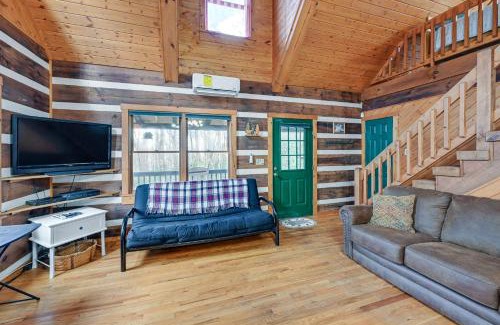 Sylva House | Cozy North Carolina Cabin with Fire Pit & Hot Tub