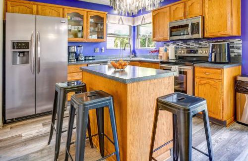 Columbus House | Pet-Friendly Retreat in Ohio with Cozy Fire Pit & Grill