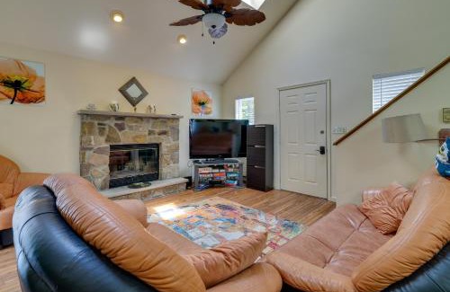 Thornhurst House | Cozy Pocono Lake Retreat with Pools for Family Fun