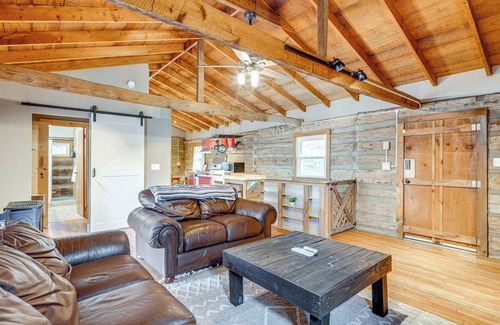 Cataloochee Ranch Cabin | Fire Pit + Views: Blue Ridge Mountain Cabin!