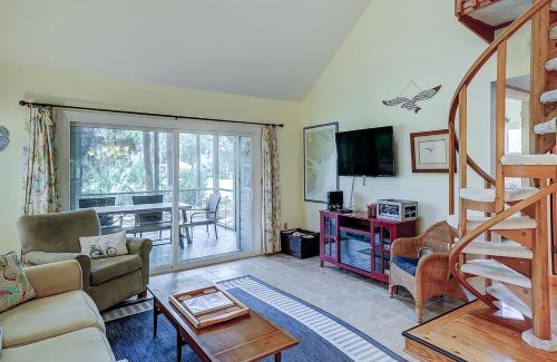 Ocean Ridge House | Exceptional Firefly Cottage: Pet & Child Friendly Retreat
