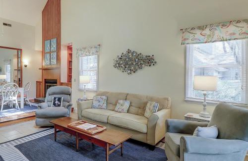 Ocean Ridge House | Exceptional Firefly Cottage: Pet & Child Friendly Retreat