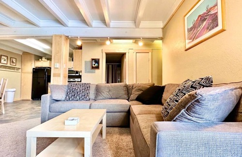 Wildernest Condo | Cozy Retreat: Fireplace, Pool & Adventure Await You