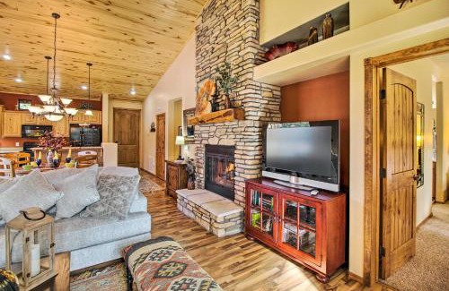 Torreon House | Fireside Comfort and Family Fun Wooded Show Low Gem