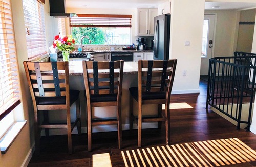 Fairbanks House | Discover Fairbanks Downtown: Renovated with Pool & Breakfast