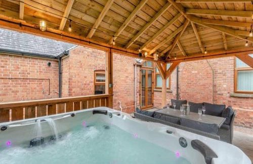 Newark House | Experience Firs Retreat: Pet-Friendly Getaway with Hot Tub