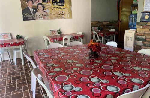 Lazi House | Welcoming First Baby Bytes Guest House with Pool & Dining
