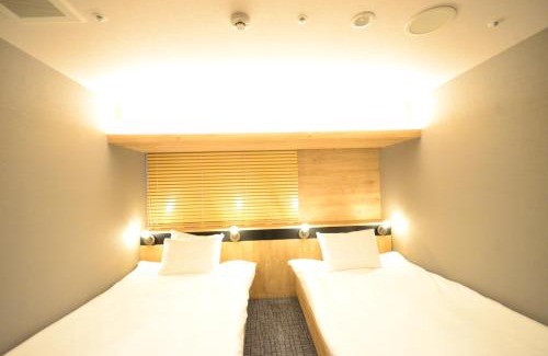 Minami Hotel | Modern First Cabin Midosuji Namba with Inviting Hot Tub