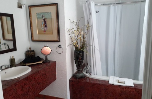 Old Northwood Cottage | Premium Oceanfront Units in West Palm Beach, Florida