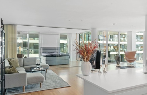 Aarhus C Condo | First class apartment with excellent sea view