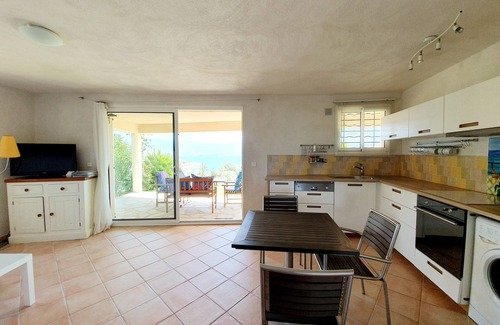 Vico Apartment | Oceanfront Villa with Pool & Spa - Rated 9.8 by Guests