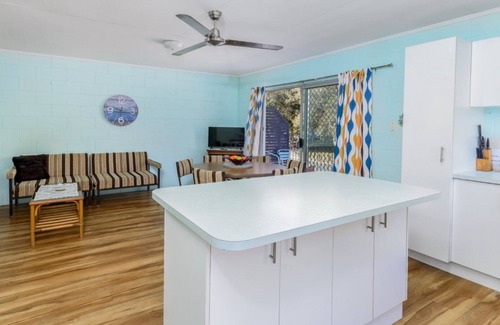 Bongaree Apartment | Convenient First Floor Unit Near Shops and Waterfront