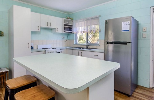 Bongaree Apartment | Convenient First Floor Unit Near Shops and Waterfront