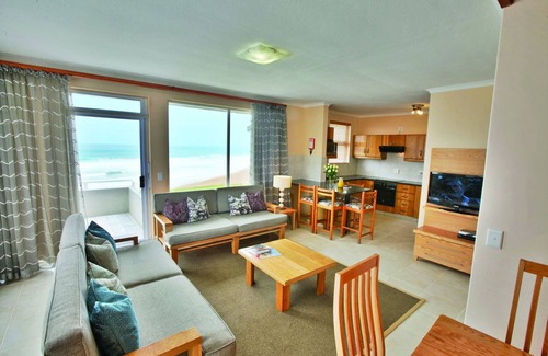 Henties Bay Apartment | Beachfront Retreat at First Group Desert Rose - 4-Star Comfort
