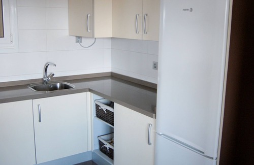 Gijon City Centre Apartment | Beachfront Apartment with Ocean View & Free WiFi - Rated 9.8