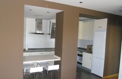 Gijon City Centre Apartment | Beachfront Apartment with Ocean View & Free WiFi - Rated 9.8