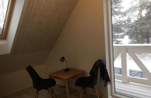 Mikeltornis House | First Line
