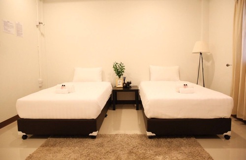 Mae Rim Hotel | Budget-Friendly Stay at First Residence with Breakfast Included