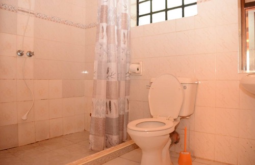 Kisumu Bed & Breakfast | Budget-Friendly Firsthill Haven with Restaurant & Breakfast