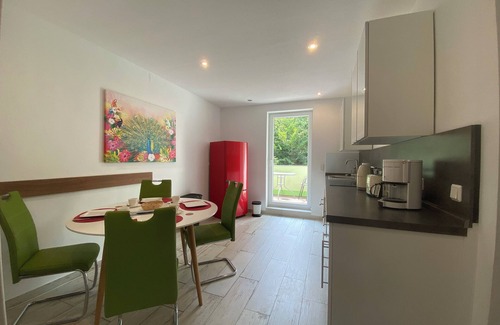 Mitte Apartment | Guest Rated 10/10: Fischbach Apartment for Families & Pets