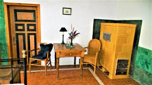 Altwarp Apartment | Cozy Fischerhaus Godewind Studio with Ocean View & More