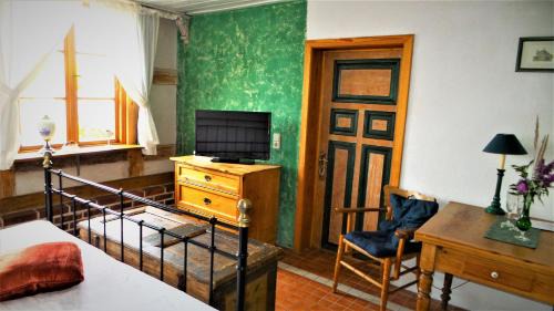 Altwarp Apartment | Cozy Fischerhaus Godewind Studio with Ocean View & More