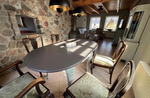 Polchow Apartment | Family-Friendly Fischerhus37 FeWo Kranichwiese - 4 Stars