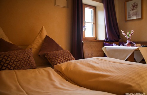 Sankt Heinrich Hotel | Fischerrosl: Family-Friendly Stay with Breakfast Included